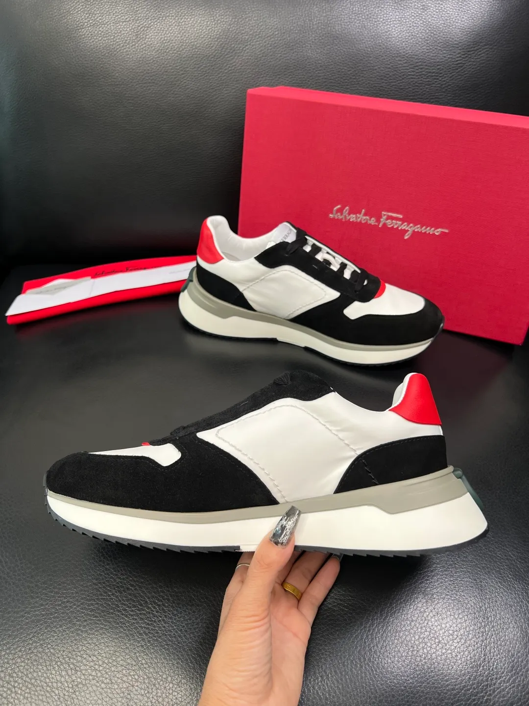 Men's shoes 💰780 Ferragamo High quality top handicrafts Ferragamo counters sell original factory configuration at the same time, imported original cowhide from Italy, imported water-dyed cow lining, soles: original factory special original soles are super comfortable, original factory and single goods, welcome to compare at the same time at the counter, code number 39-44 (customized 38 45)